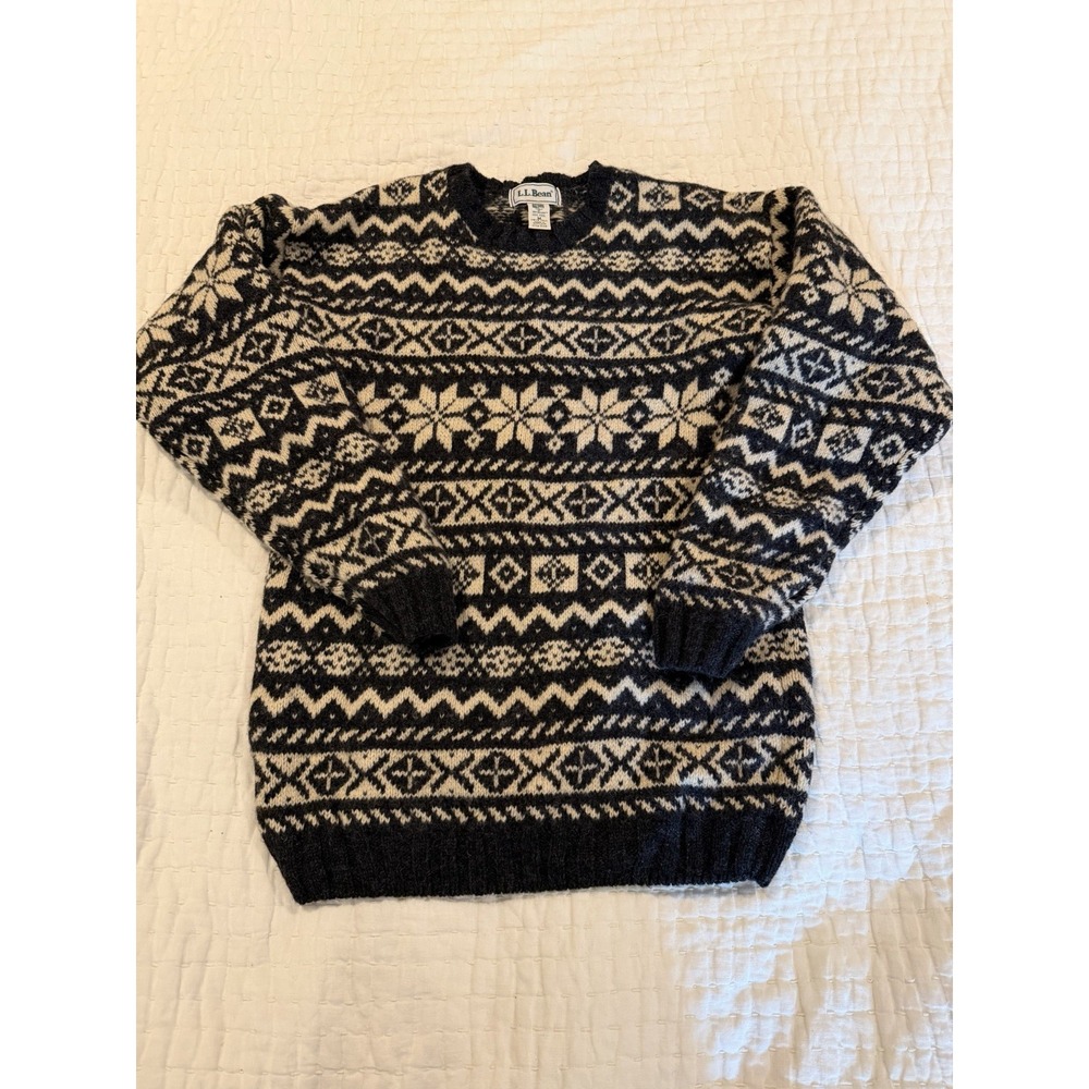 LL Bean Men's Tall Medium 100% New Zealand Wool Sweater Made In Scotland Winter